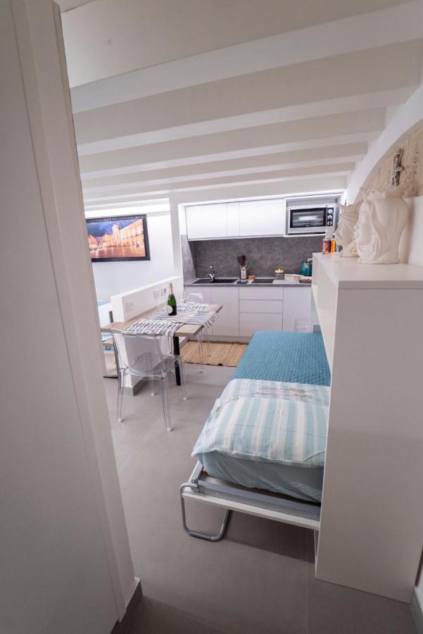 Ortigia Charme Piazza Duomo Lägenhet Syrakusa Exteriör bild